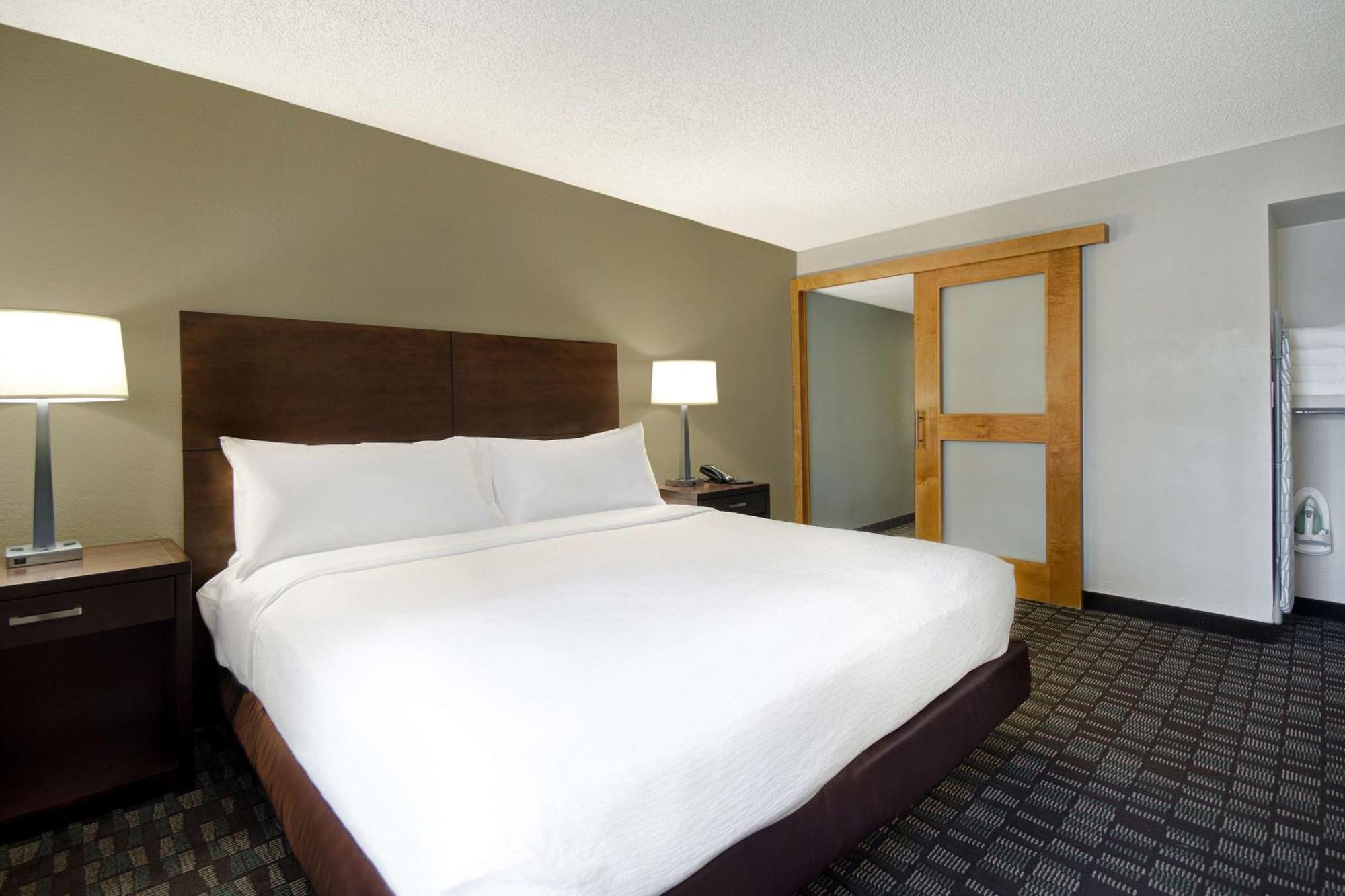 เอ็มบาสซี่ สวีทส์ แจ็คสันวิลล์ เบย์มีโดว์ Hotel แจ็กสันวิลล์ ภายนอก รูปภาพ